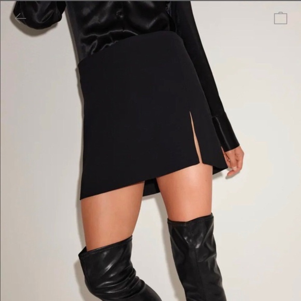 Zara Black Mini Skirt With Side Slit — Size L